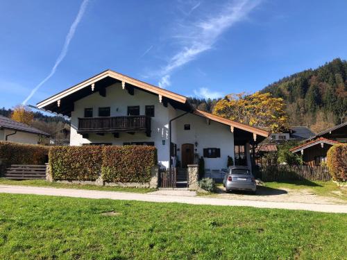 Aschau im Chiemgau Apartment | Ferienwohnung Sachrang