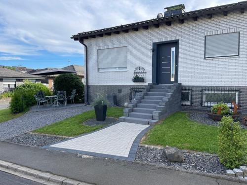 Kelberg Apartment | Ferienwohnung Steinstraß Nähe Nürburgring