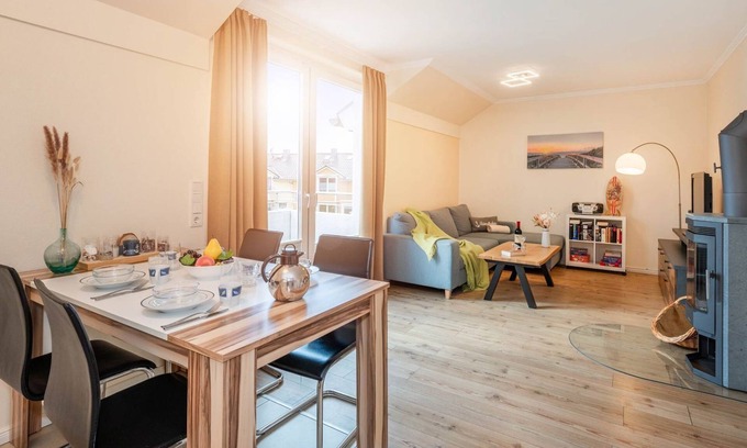 Ueckeritz Apartment | Ferienwohnung Sylva - Traumhaftes Apartment Sylva, Strandnah mit Balkon