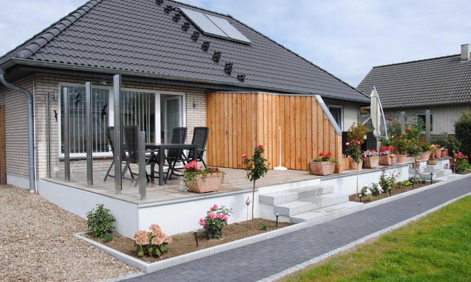 Gelting Apartment | Ferienwohnung Wackerballig