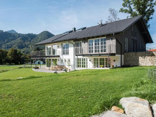 Aschau im Chiemgau Apartment | Ferienwohnungen am Lochbach