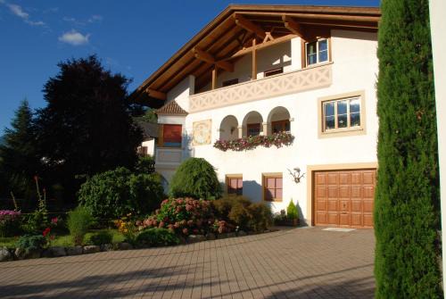 Lana Apartment | Ferienwohnungen Günzelgut