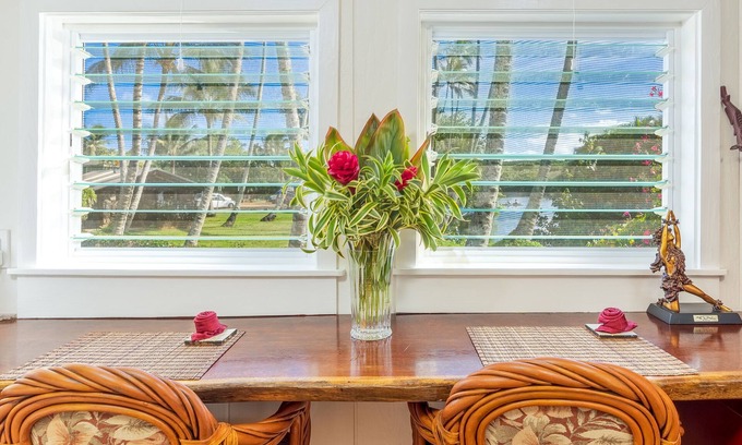 Wailua Cottage | Fern Grotto Inn -Trip Advisor & Lonely Planet Recommends our Old Style Cottages!