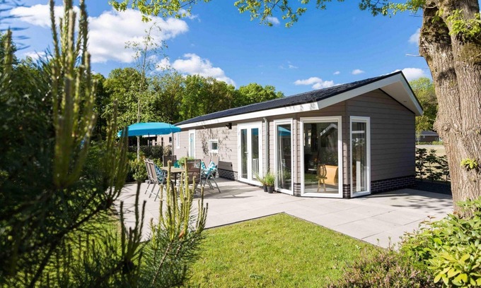 Lunteren Ski Chalet | ✓ Ferox at Landgoed de Scheleberg ✓ Holiday home for 5 persons ✓ Situated in Lunteren (Gelderland) ✓ Holiday park at the Veluwe ✓ Book directly at the park