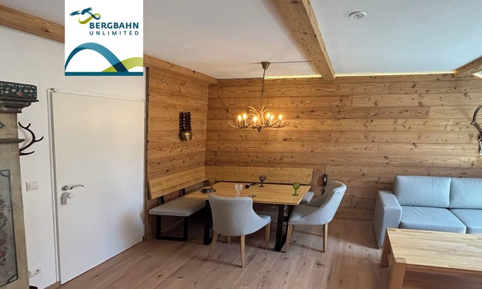 Oberstdorf Apartment | Fewo Allgäu Chalet - Gemütliche Hüttenatmosphäre + Schwimmbad und Sauna im Haus