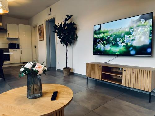 Nordhorn Apartment | FeWo Am Povelturm - mit Aufzug und großer Loggia