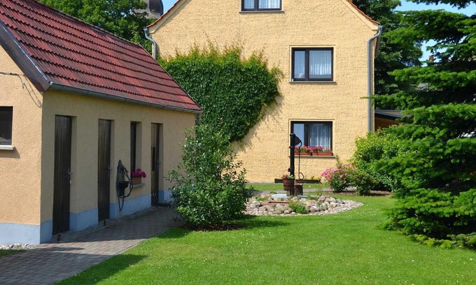 Gingst Apartment | FEWO - FEWO in quiet location