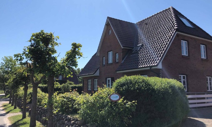 Utersum Apartment | FeWo - No. 2 - House Watt Love - Cozy apartment near the beach FeWo2
