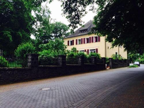 Kaisersesch Apartment | Fewo Waldesruh