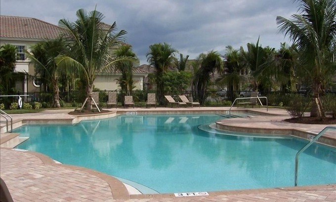 Naples Condo | Fiddlers' Creek Varenna Lakeside Luxury with Private Elevator
