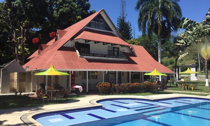 La Pintada Hotel | Finca Hotel Pinares