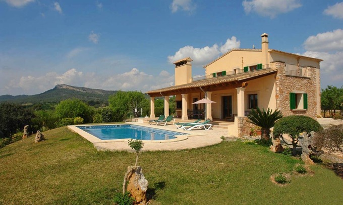 Manacor House | Finca Rivera in Calas de Mallorca