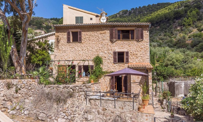 Fornalutx Villa | Finca "Sa Teulera" with Mountain Views, Wi-Fi, Air Conditioning, Terrace and Garden
