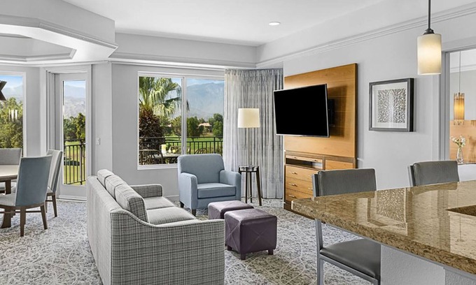 Palm Desert Resort | ๐
๐ข๐ง๐๐ข๐ง๐ ๐๐๐ข๐ฅ๐ข-Coachella Fun @ Desert Springs Villas Resort+Amenities