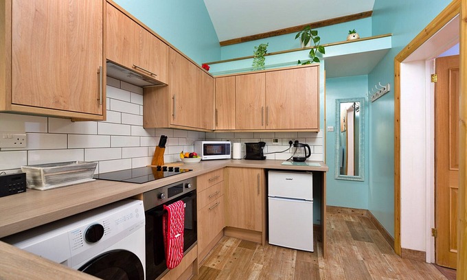 East Dereham House | Finest Retreats | New Inn Lodge