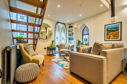 Matlock House | Finest Retreats - The Church Vaults