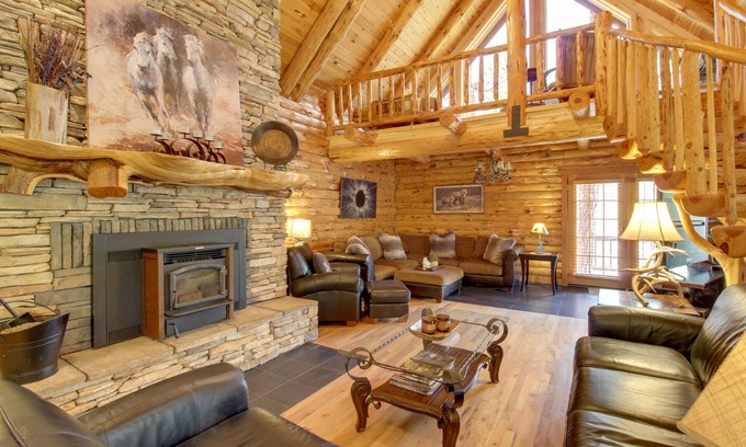 Lakeside Cabin | Fire Pit + Hot Tub: Lakeside Cabin on 2 Acres!