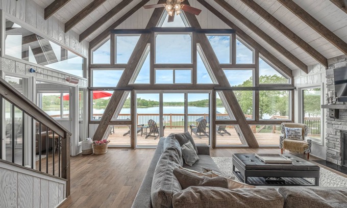 Innsbrook Ski Chalet | Fireworks Point by Innsbrook Vacations!