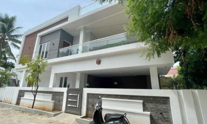Coimbatore Apartment | First Floor Apartment in the Villa for family stay