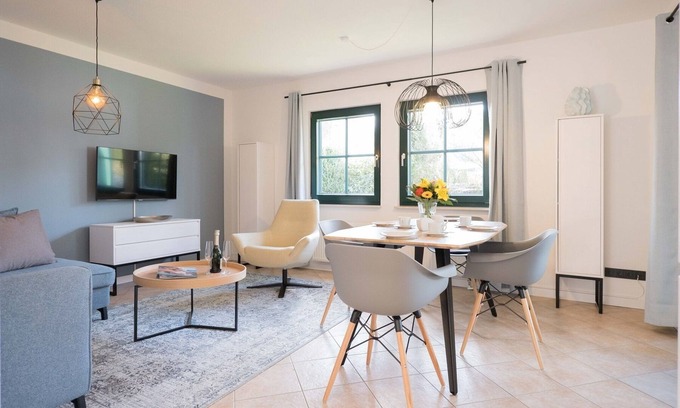 Neuhaus Apartment | First floor apartment Lee Ost 2.1 in Ostseebad Dierhagen