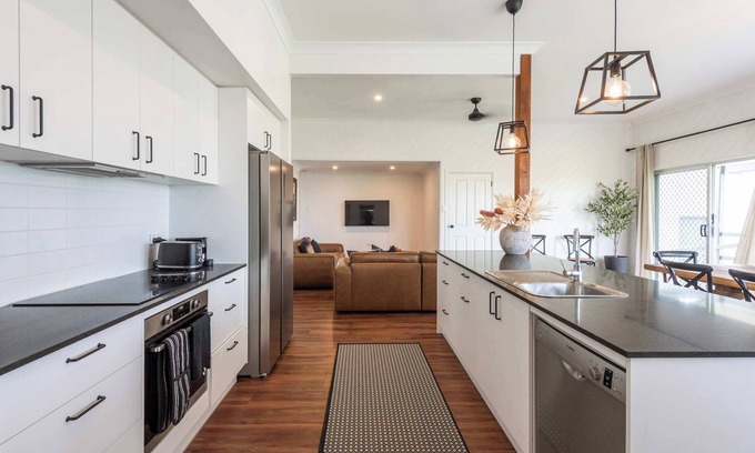 Chatsworth House | Fischer's Rest - Oceanstays - Farmstay
