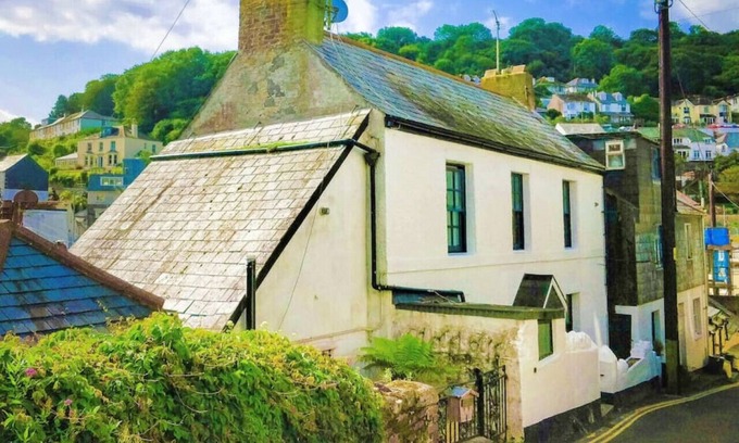 West Looe Cottage | Fisherman's cottage close to Looe's harbour