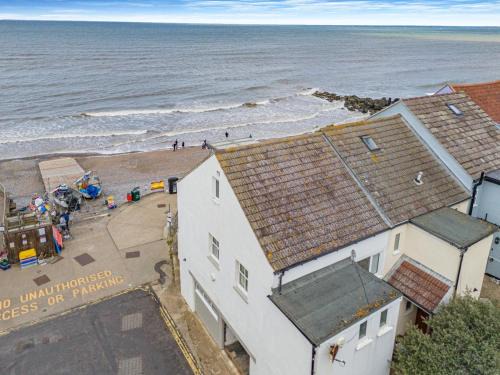 Sheringham House | Fishermans House