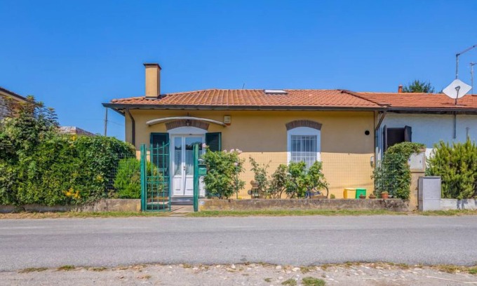 Pietrasanta House | Fiumetto by Interhome