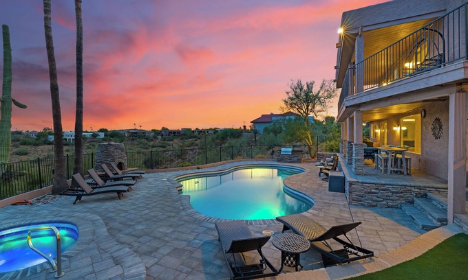 Fountain Hills House | Five Palms ★ Scenic Mountain View's-Heated Pool-Spa-Balcony-Spacious★