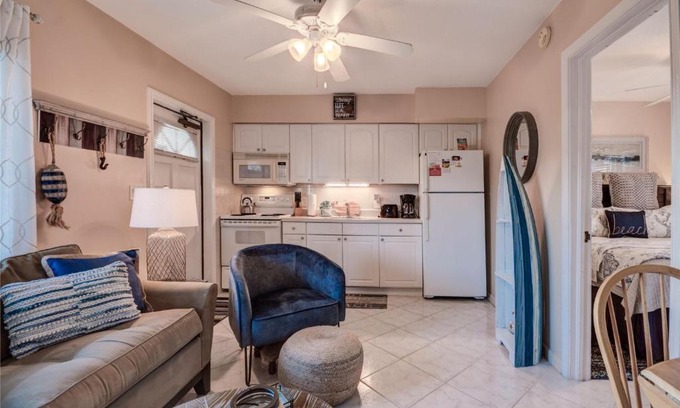 Clearwater Apartment | Five Palms Suite 201 - Daily - Weekly - Monthly