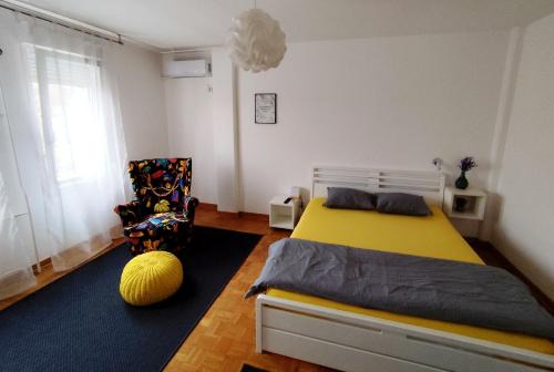 Novi Beograd Apartment | FIVE