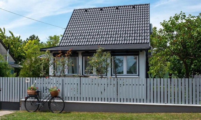 Balatonudvari Apartment | Flóra Apartman