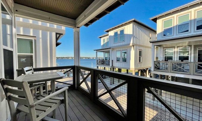Gulf Shores Cottage | Flash Sale~Book Now~Tortuga Sunrise~Sleeps 8