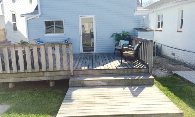 Cape May - Wildwood House | *FLASH SALE for Sept!*1 Bedroom, Yard w/Lg 2 Level Deck, Perfect Location!
