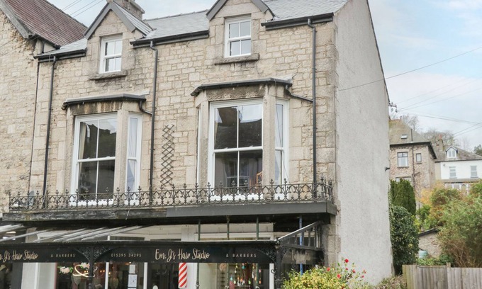 Grange-over-Sands House | FLAT 1 KENTHOLME, family friendly, with a garden in Grange-Over-Sands