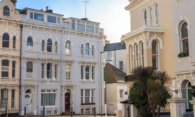 Teignmouth Cottage | FLAT 2, romantic, country holiday cottage in Teignmouth