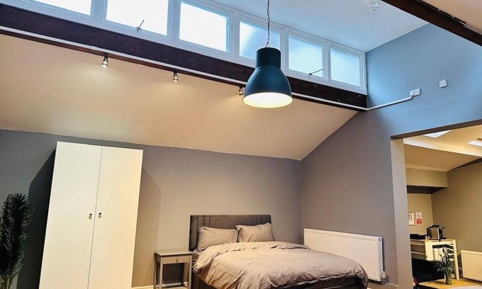 Nottingham City Centre Apartment | Flat 6 Character Apartment