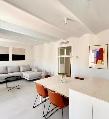 L'Antiga Esquerra de l'Eixample Apartment | Flat by Forgetmenot