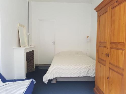 Etretat Apartment | Flat for 2, free car park, 250 m from the seaside.