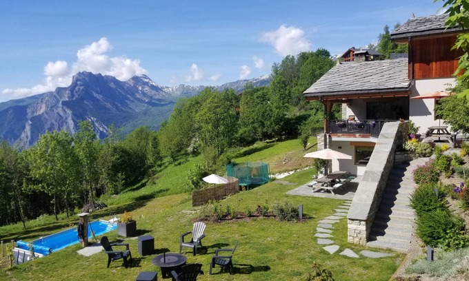Valmeinier Apartment | FLAT GROUND FLOOR OF 110 M2 CHALET FOR 12 PEOPLE