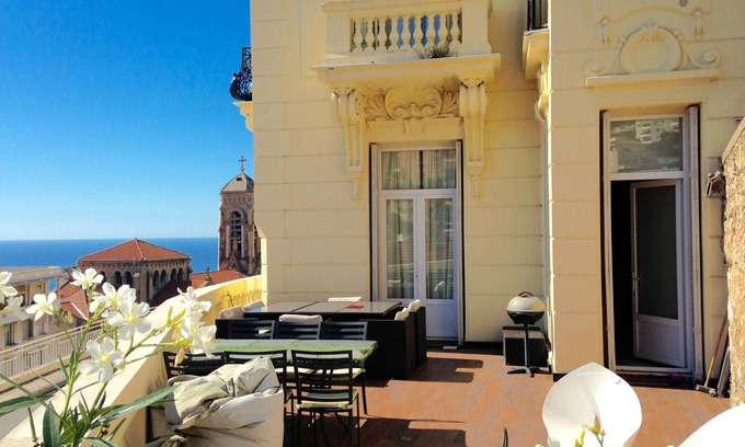 Beausoleil Apartment | Flat in Beausoleil, Monaco: double glazing, terrace, sea view & paying parking