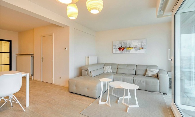 Blankenberge Apartment | Flat in Blankenberge by Marina and Beach