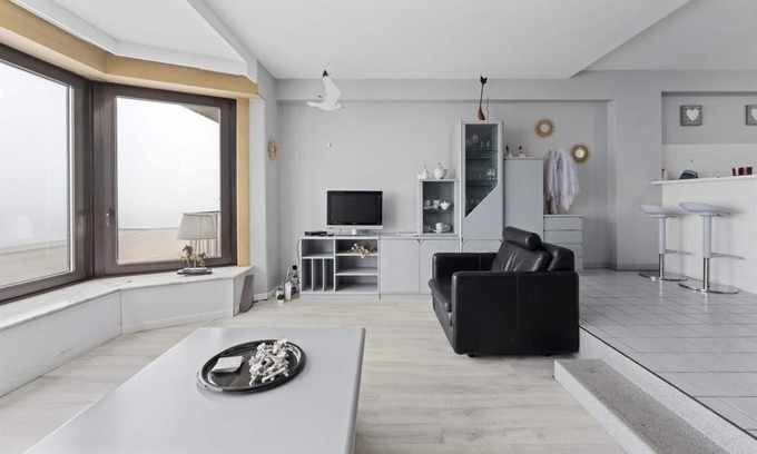 Blankenberge Apartment | Flat in Blankenberge with Ocean Views
