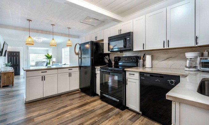 Delray Beach House | Flip Flop Inn - New!