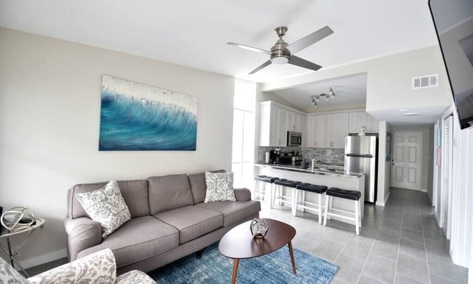 Orlando Beach Apartment | Flip Flops and Bikini Tops #1 - Direct River Access