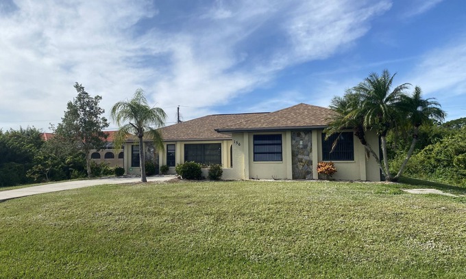 Port Charlotte House | Florida Vacation Home & Private Room Rental with Solar Panel Heated Pool