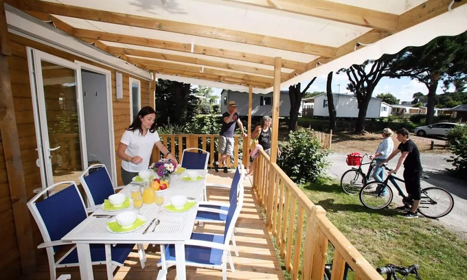Saint-Philibert House | Flower Camping Le Kerarno * - Mobile Home Comfort 22m2 - 2 bedrooms - Terrace semi-covered - TV - dishwasher 5 people