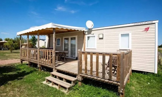 Brehemont House | Flower Camping Loire et Châteaux * - Mobile home Premium 36m2 (2 bedrooms) - semi covered terrace 4 people