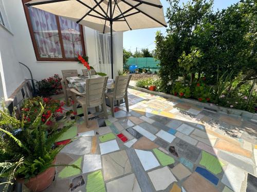 Orikum House | Flower's Home