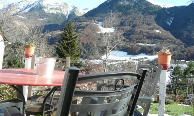 Cauterets House | For nature lovers, house 2 pers bungalow in Cauterets